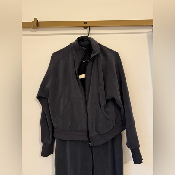 Lululemon Brushed Softstreme Funnel-Neck Zip Up Jacket and High Rise Pant Set - Picture 7 of 13